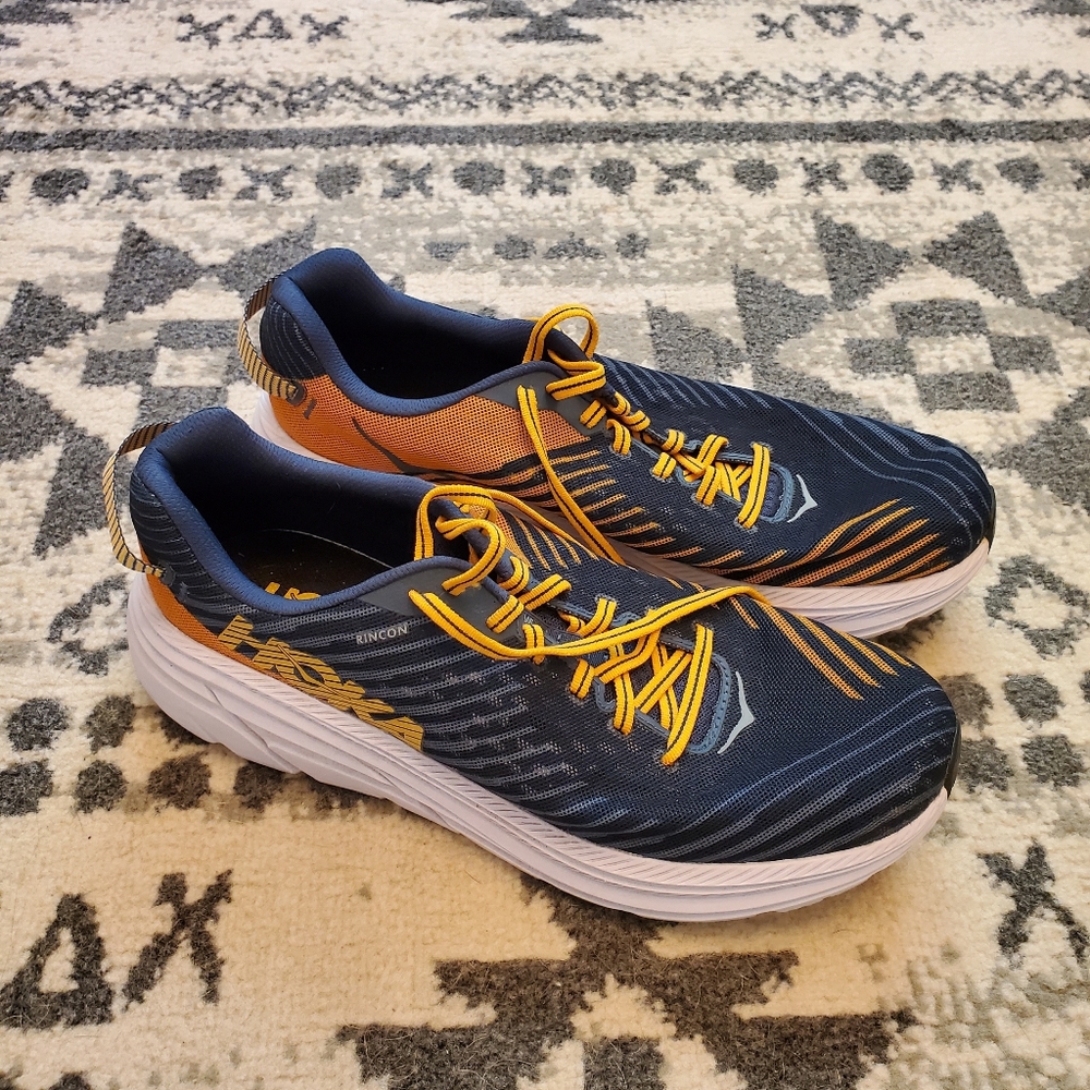 Men's Hoka running shoes